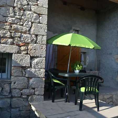 Apartment Le Nid De Verdure *